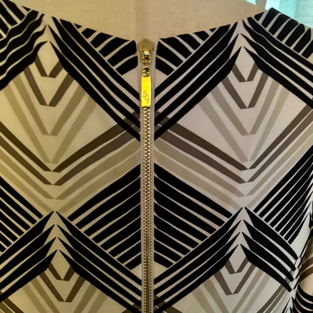 2590 - Eliza J Black and White Geometric Dress with Pink Trim NWT SIZE 8 - Picture 6 of 14